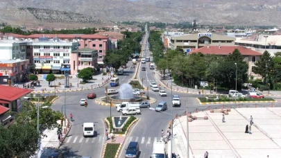 Samsun'da Trafiğe Kayıtlı Motorlu Kara Taşıtı Sayısı 496 Bin 984'e Ulaştı